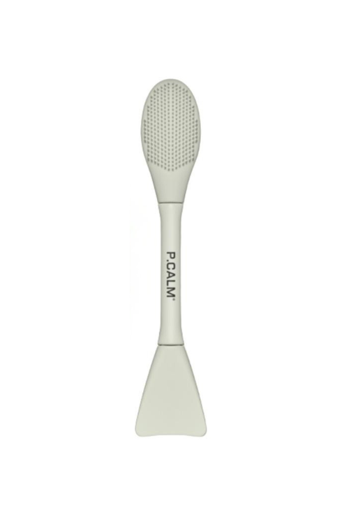 Dual pore brush